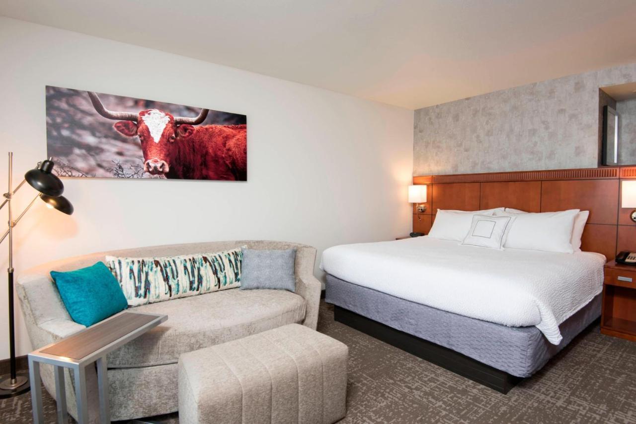 Courtyard By Marriott San Antonio North Stone Oak At Legacy Hotel Екстериор снимка