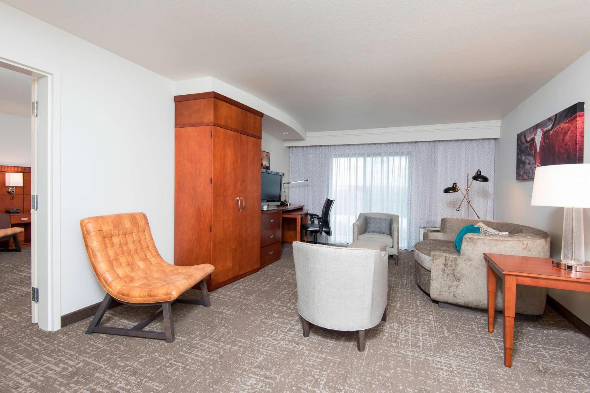 Courtyard By Marriott San Antonio North Stone Oak At Legacy Hotel Екстериор снимка
