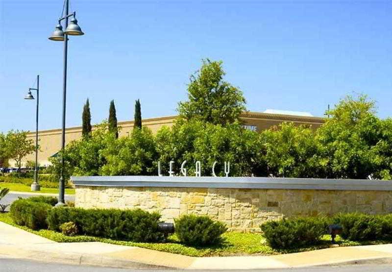 Courtyard By Marriott San Antonio North Stone Oak At Legacy Hotel Удобства снимка