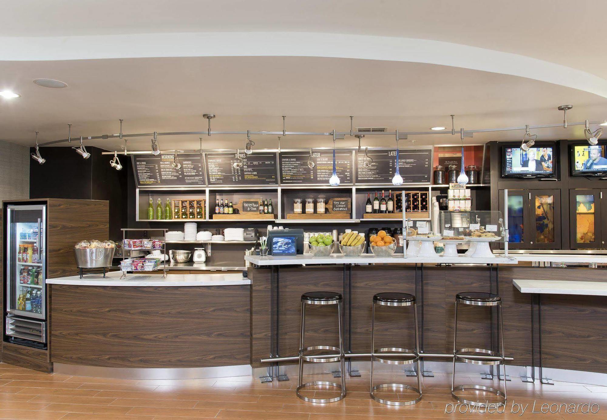 Courtyard By Marriott San Antonio North Stone Oak At Legacy Hotel Екстериор снимка